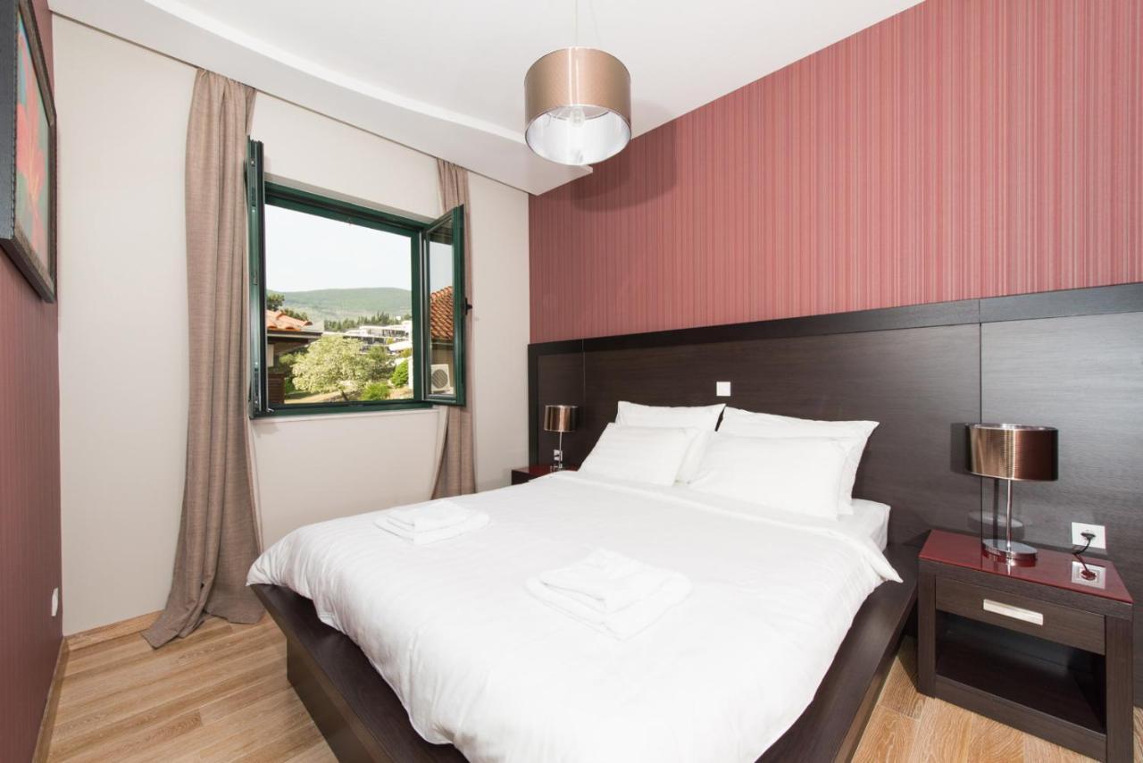 Apartments Grifone Lux Herceg Novi Eksteriør billede