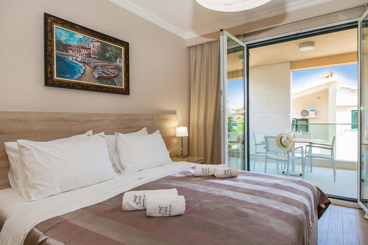 Apartments Grifone Lux Herceg Novi Eksteriør billede
