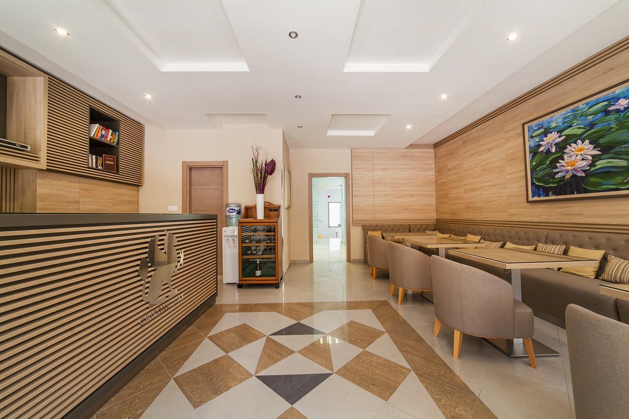 Apartments Grifone Lux Herceg Novi Eksteriør billede
