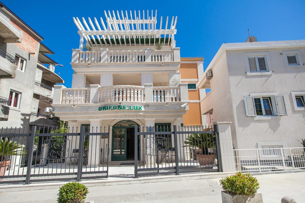 Apartments Grifone Lux Herceg Novi Eksteriør billede